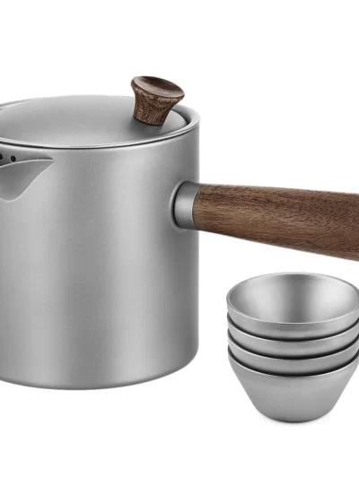 Tea Kettle with Wood Handle with Strainer